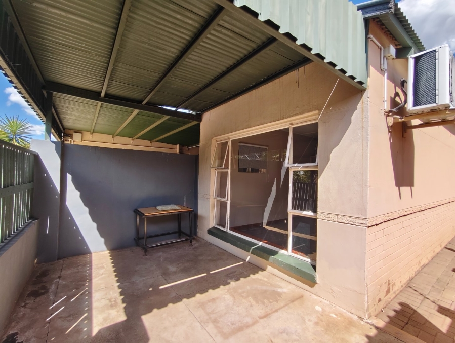 To Let 2 Bedroom Property for Rent in Wilgehof Free State